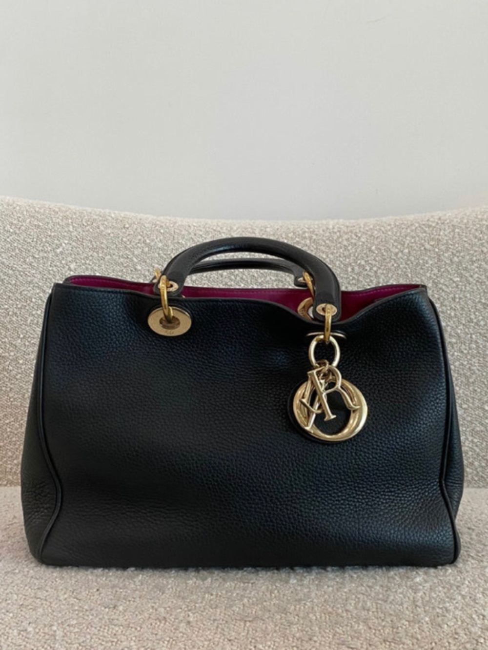 Authentic Pre-Owned Dior Medium Diorissimo Bag with removable strap black